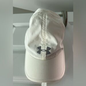 Under Armour White and Gray Hat Classic Design